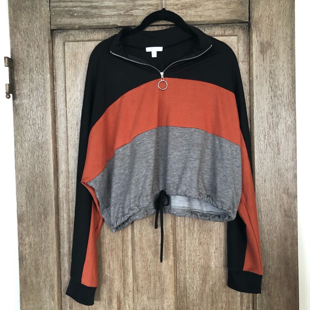 Color block long sleeve shirt